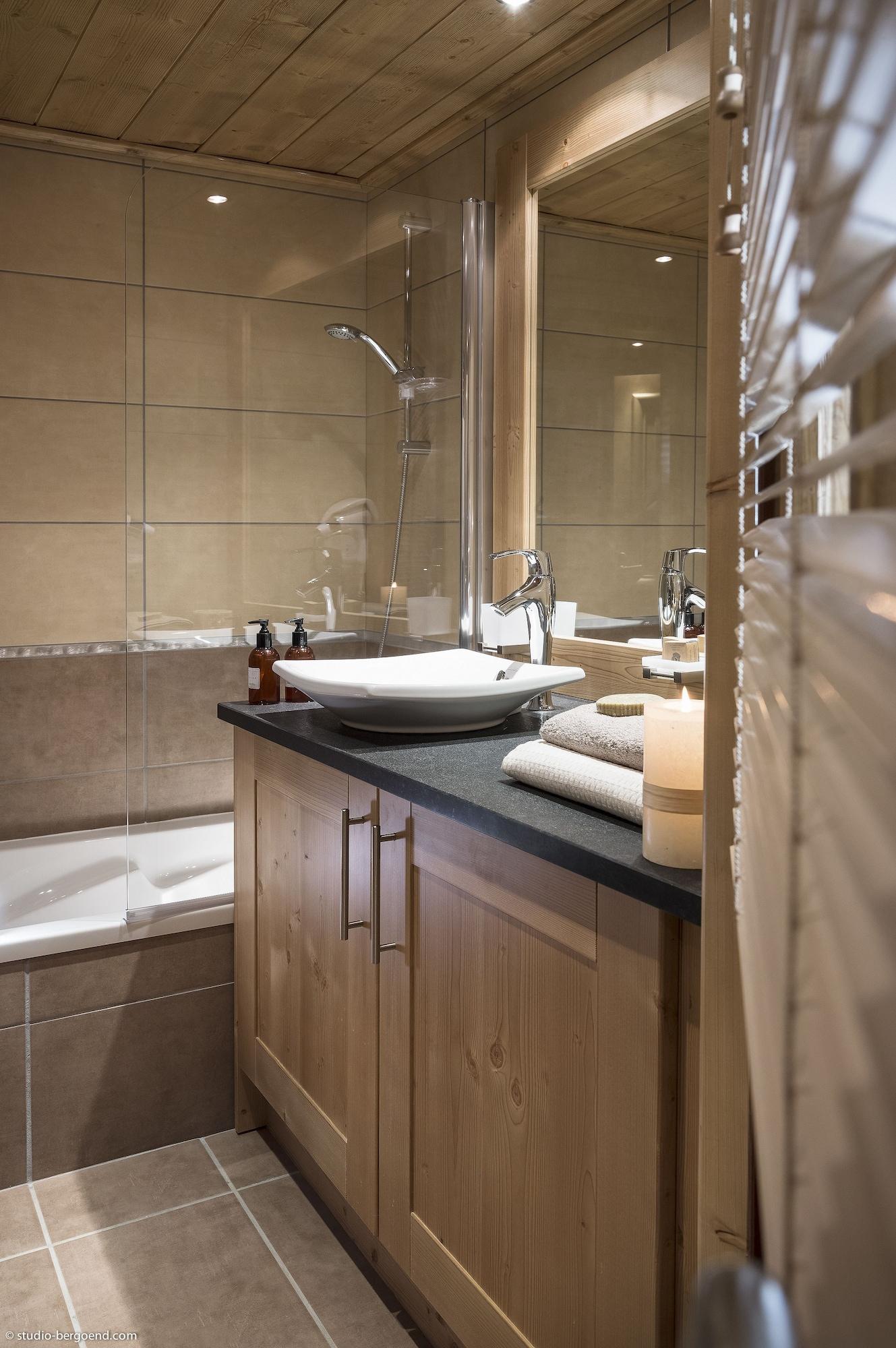 Les Boisses Residence Cgh Kalinda מראה חיצוני תמונה